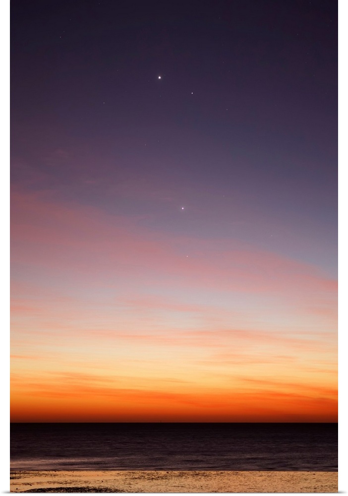 Venus, Mercury, Jupiter and Mars from top to bottom in a nice conjunction at dawn in Buenos Aires, Argentina.