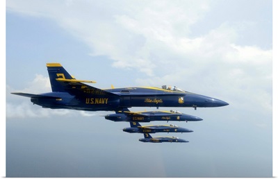F/A-18 Hornets from the U.S. Navy Blue Angels team