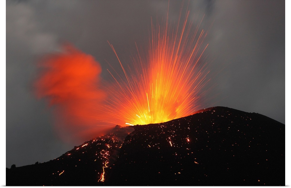 Krakatau eruption Sunda Strait Indonesia