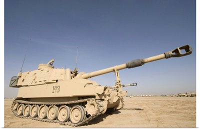 M109 Paladin a selfpropelled 155mm howitzer