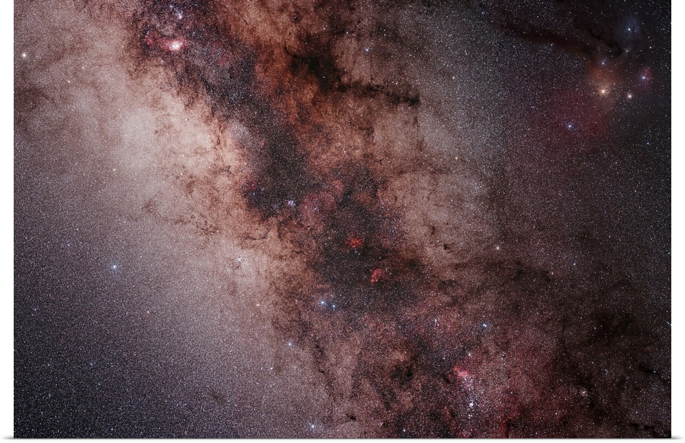 Stars nebulae and dust clouds around the center of the Milky Way