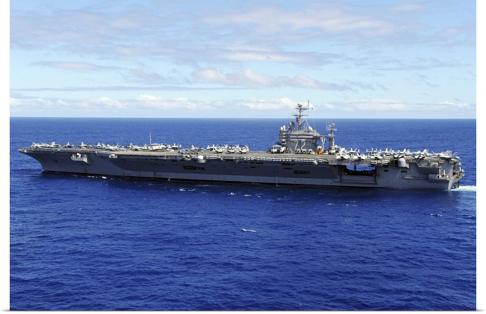 Pacific Ocean, September 19, 2010 - The aircraft carrier USS Abraham Lincoln (CVN-72) transits across the Pacific Ocean. T...