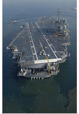 The conventionally powered aircraft carrier USS Kitty Hawk