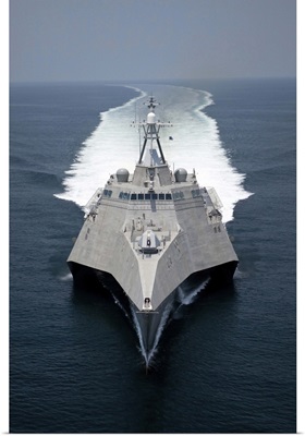 The littoral combat ship Independence underway during builder's trials