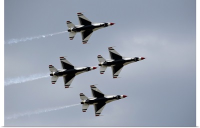 The U.S. Air Force Thunderbirds fly in formation