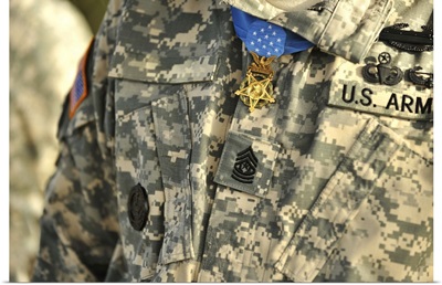 The U.S. Army Medal of Honor is worn by a retired U.S. Soldier