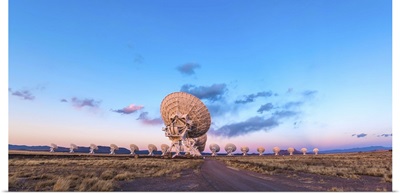 The Very Large Array radio telescope in New Mexico at sunset