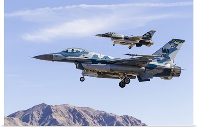 Two US Air Force F-16 Fighting Falcon aggressor aircraft on final approach