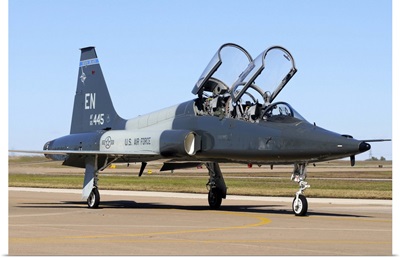 U.S. Air Force T-38 Talon taxiing at Sheppard Air Force Base, Texas