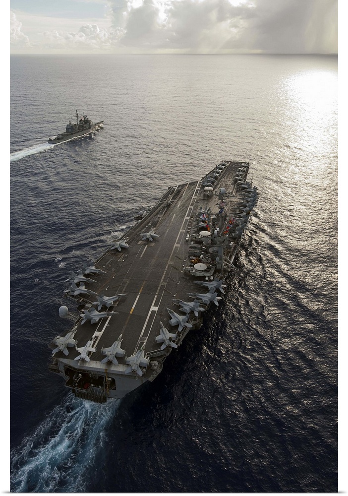 Pacific Ocean, September 20, 2012 - The aircraft carrier USS George Washington (CVN 73) and the Ticonderoga-class guided-m...