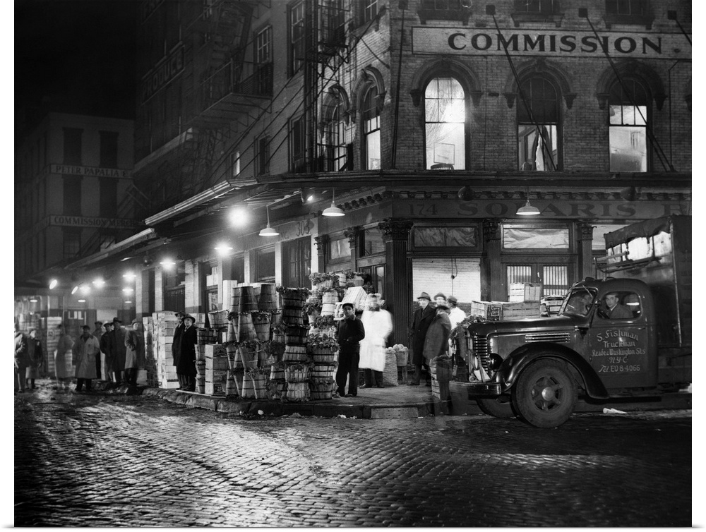 A produce market on Washington Street in Manhattan, New York City. Photograph by Walter Albertin, 1952.