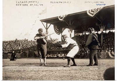 Baseball game between the Washington Senators and the New York Highlanders, 1909