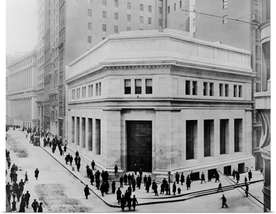 J.P. Morgan and Co. building at 23 Wall Street in New York City, 1914