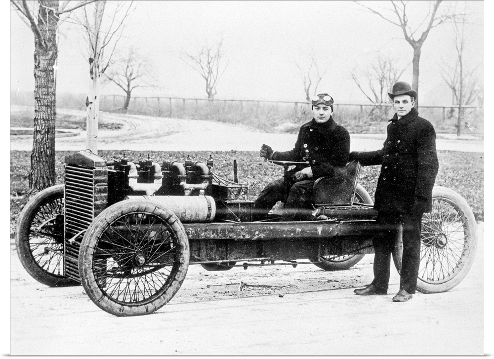 Barney Oldfield, Henry Ford and the 999 Racer. Photograph, 1902.