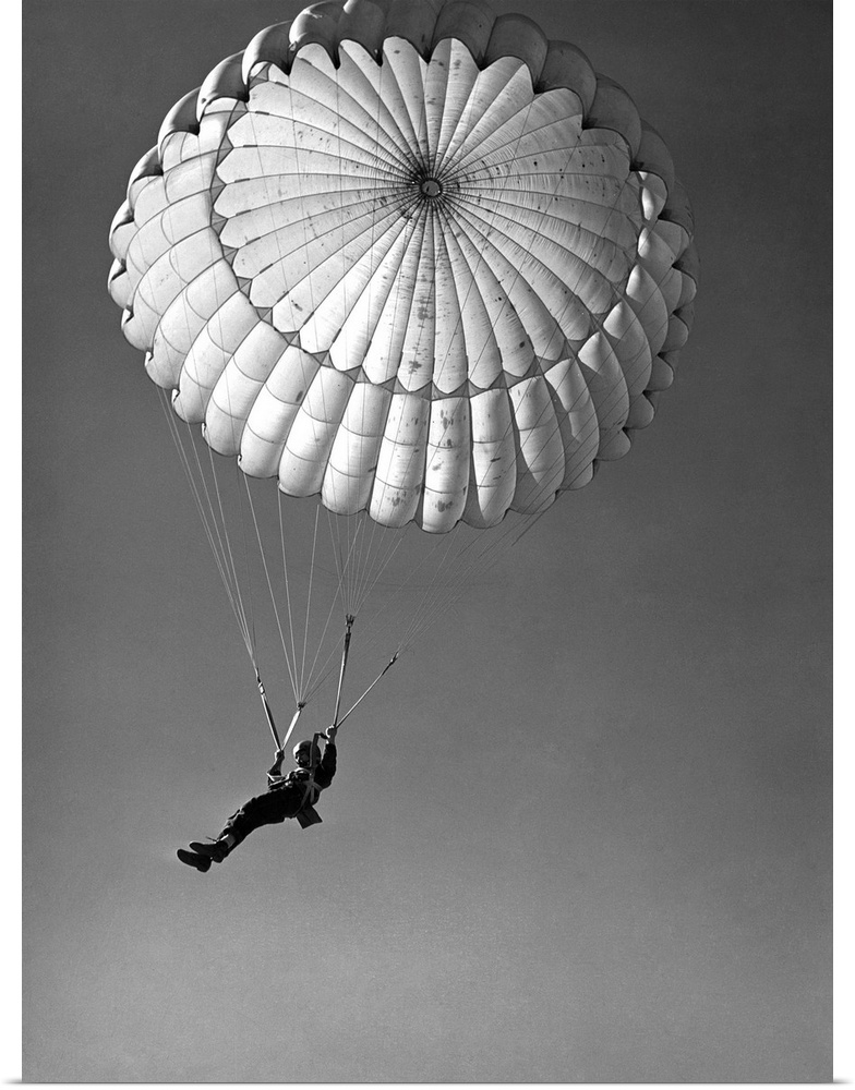 Paratrooper training at Fort Benning in Georgia. Photograph by Alfred T. Palmer, 1942.