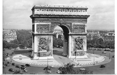 Paris: Arc De Triomphe