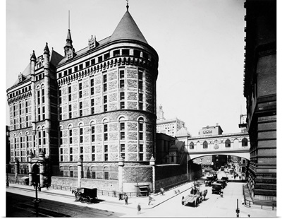 Prisons: The Tombs, 1913, New York City's main prison at Leonard and Centre Streets
