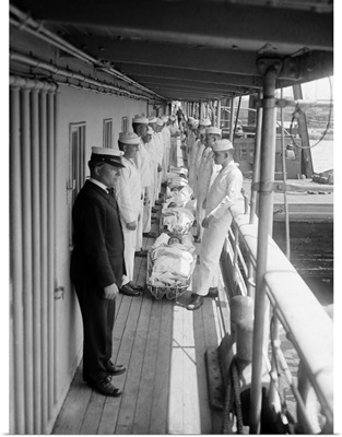Receiving the sick and wounded aboard the hospital ship 'USS Comfort,' 1919