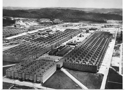 The K-25 gaseous diffusion plant at Oak Ridge, Tennessee