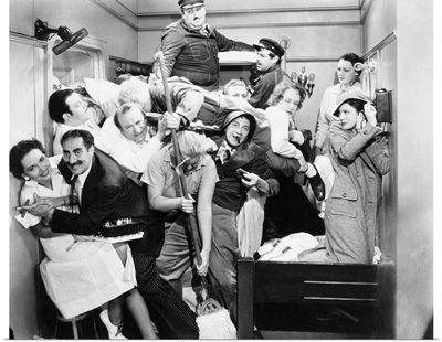 The Marx Brothers, 1935, Actors and comedians