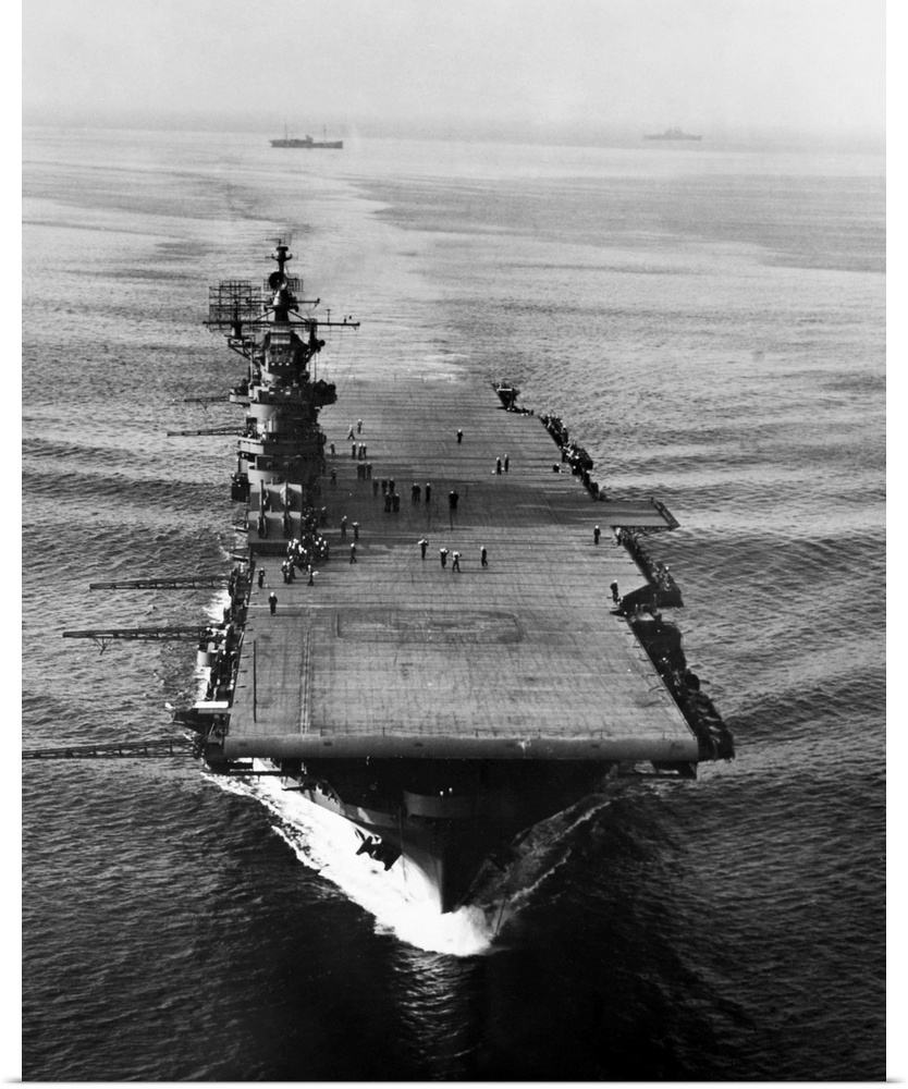 The USS Lexington aircraft carrier in the Pacific Ocean, 28 April 1943.