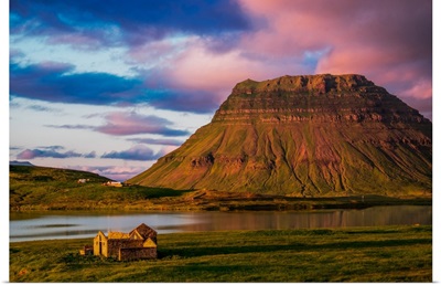 Kirkjufell And Old House