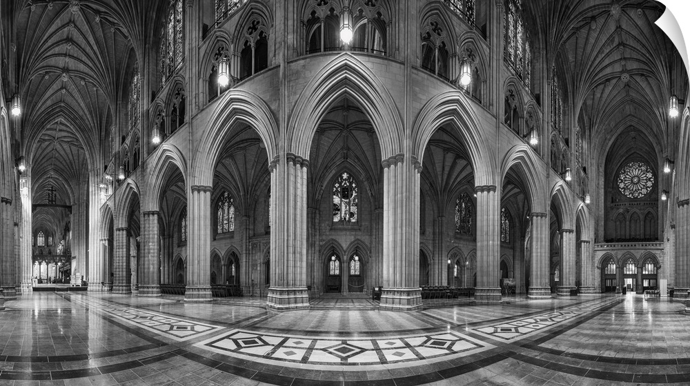6-frame panoramic of cathedral nave.