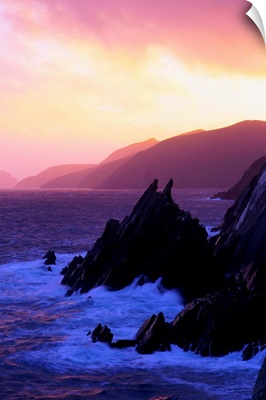 Atlantic Coast on Dingle Peninsula, County Kerry, Ireland