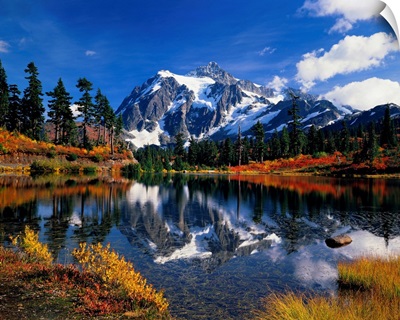 Autumn Foliage Surrounding Picture Lake, North Cascades National Park, Washington State