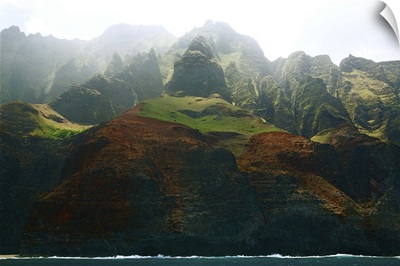 Hawaii, Kauai, Na Pali Coast, Rugged Cliffs Along Ocean