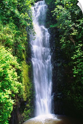 Hawaii, Maui, Hana, Wailua Falls Valley, Waterfall Surrounded By Lush Greenery