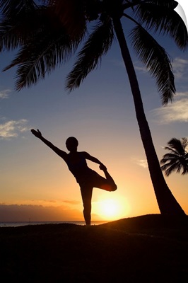 Hawaii, Maui, Olowalu, Woman Doing Yoga At Sunset Under Palm Trees