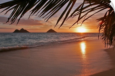 Hawaii, Oahu, Lanikai, Early Morning With The Mokolua Islands In The Distance