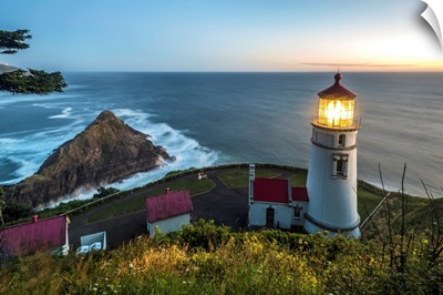Heceta Head lighthouse at dusk, Oregon, USA