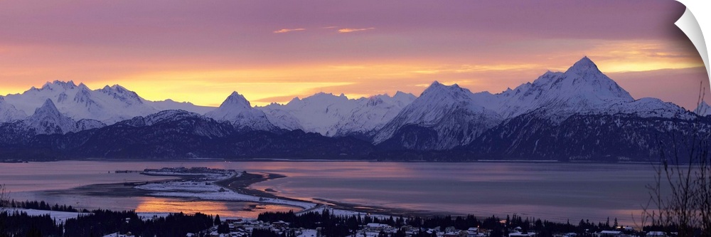 Homer Spit At Sunrise With Kenai Mountains, Kenai Peninsula, Alaska
