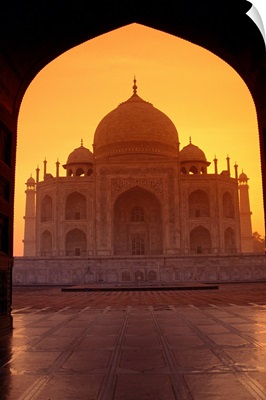 India, Agra, View Of Taj Mahal Through Archway Of Adjacent Building