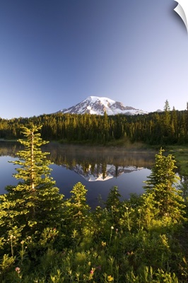 Lake And Mount Rainier, Mount Rainier National Park, Washington State, USA
