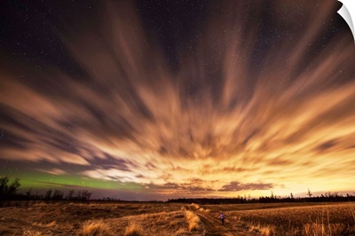Night sky with aurora borealis; Thunder Bay, Ontario, Canada