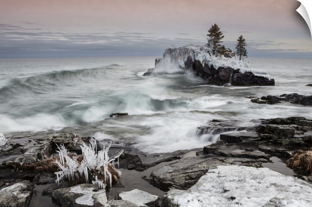 Snow And Ice Along The Shoreline Of Lake Superior In Winter; Thunder Bay, Ontario, Canada