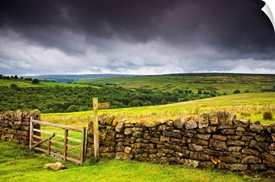 Stone Fence, Yorkshire, England