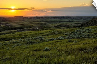 Sunset over Killdeer Badlands in Grasslands National Park, Saskatchewan, Canada
