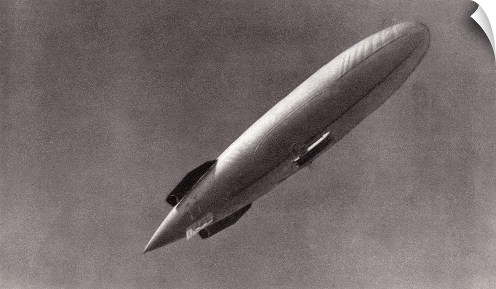 The British Non-Rigid Naval Dirigible No.4. From The Illustrated War News, 1915.