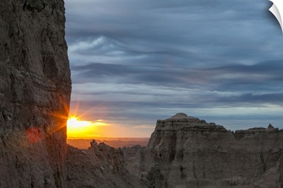 The Sun Rises Over Badlands National Park, South Dakota