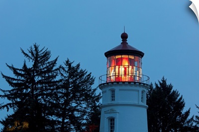 Umpqua River Lighthouse At Twilight On The Oregon Coast In The Pacific Northwest, Oregon