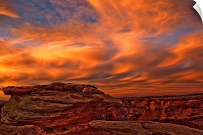 Vibrant Sunset Over The Rim Of Canyon De Chelley, Arizona, USA