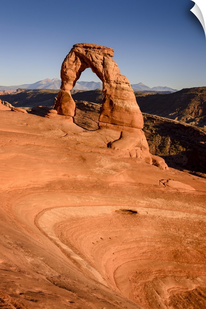 A photograph of the delicate arch in Utah's Arches national park.
