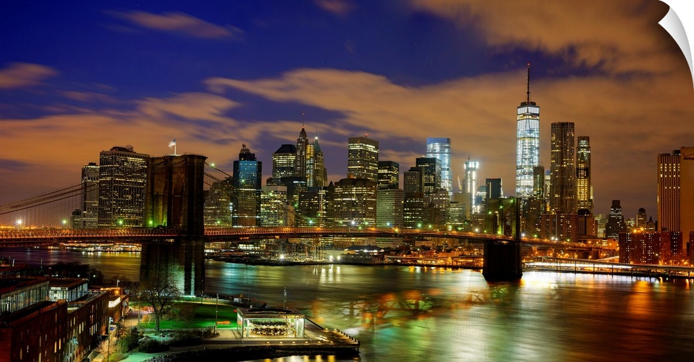Brooklyn Bridge And Lower Manhattan Panoramic View At Night