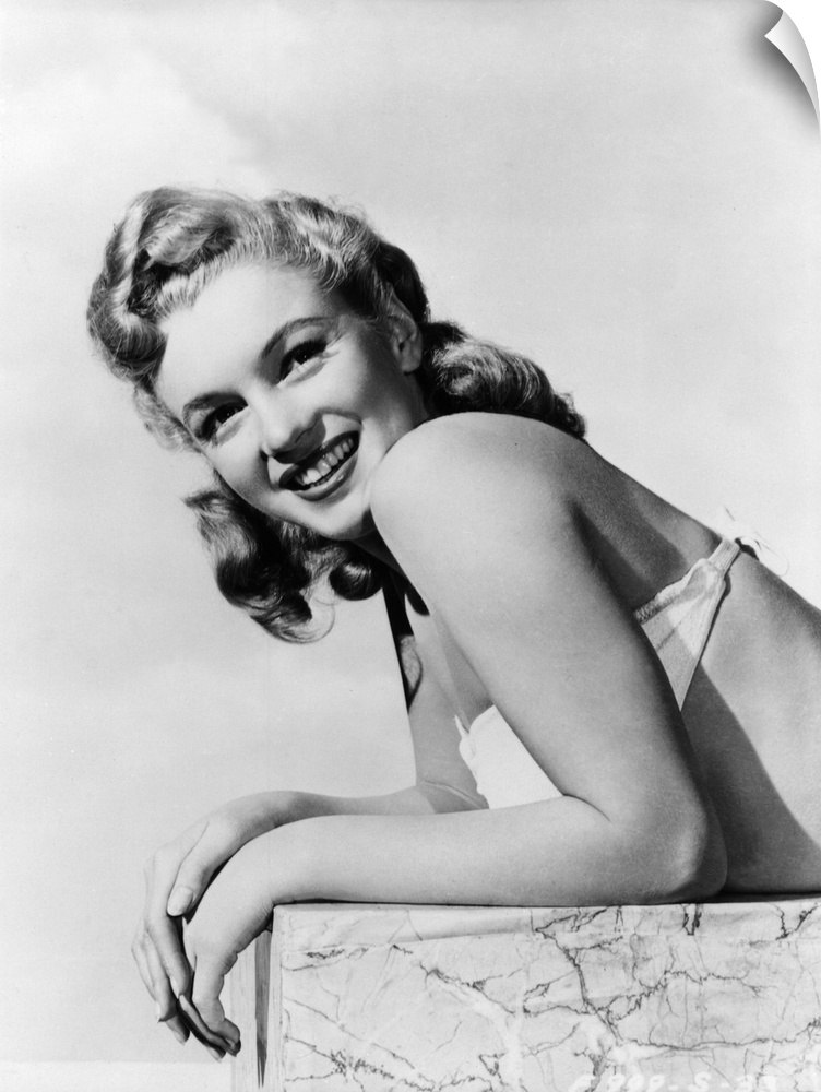 L'actrice et chanteuse americaine Marilyn Monroe (1926 - 1962) en 1948 --- American actress and singer Marilyn Monroe (192...