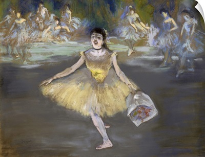 Dancer With A Bouquet, Before 1923