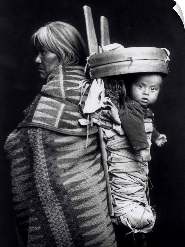 BAL144988 Navaho woman carrying a papoose on her back, c.1914 (b/w photo) by Carpenter, William J. (b.1861); Private Colle...